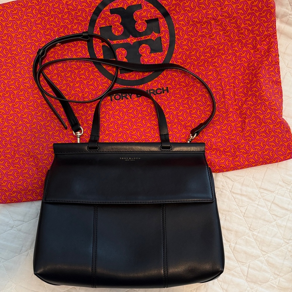 Tory Burch Elegant Black Shoulder Bag No Marks or Wear